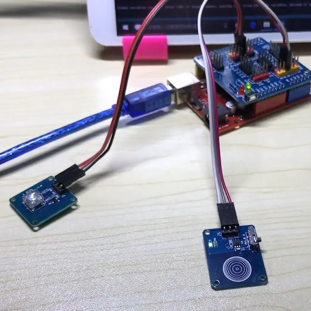 Touch Sensor Touch Switch Module TTP223B Digital Capacitive Touch Module Gold-Plated Point Action Latch Type