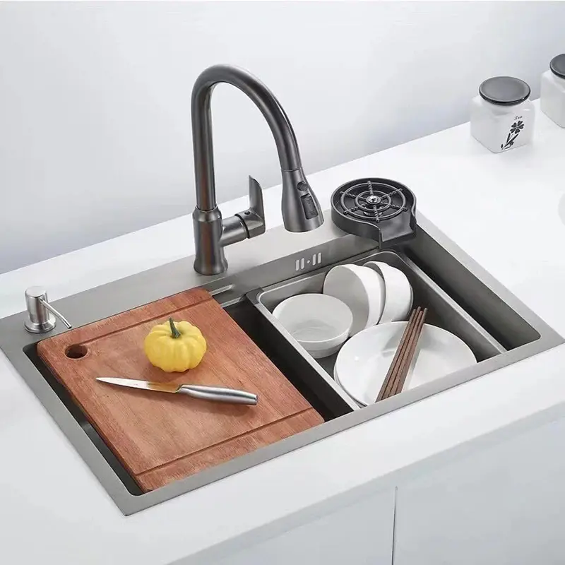 All copper kitchen faucet, pull-out spout, kitchen sink mixer tap, spray head, chrome/black mixer tap