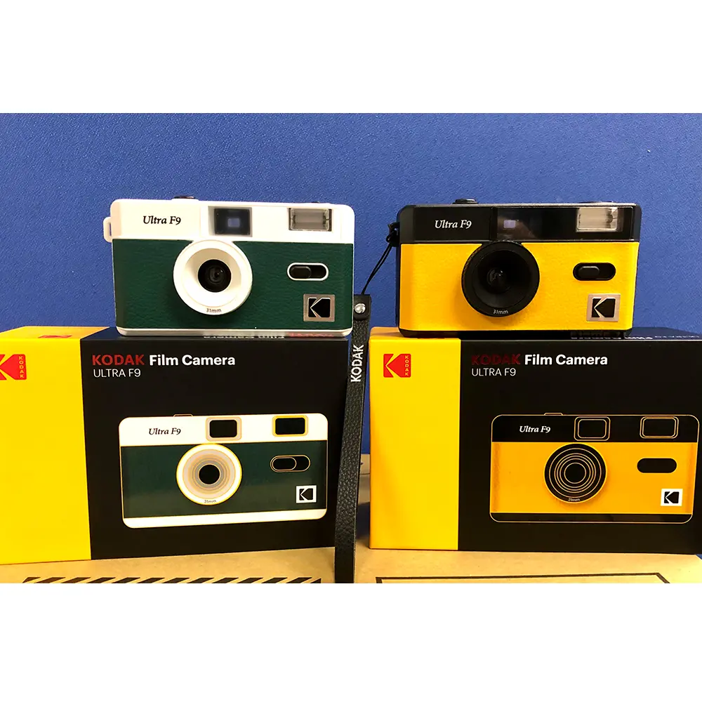 Classics Kodak Camera Ultra F9/F9S Film Camera Retro Film 135mm Film With Flash Manual Non-Disposable Camera Reusable +FilmRoll