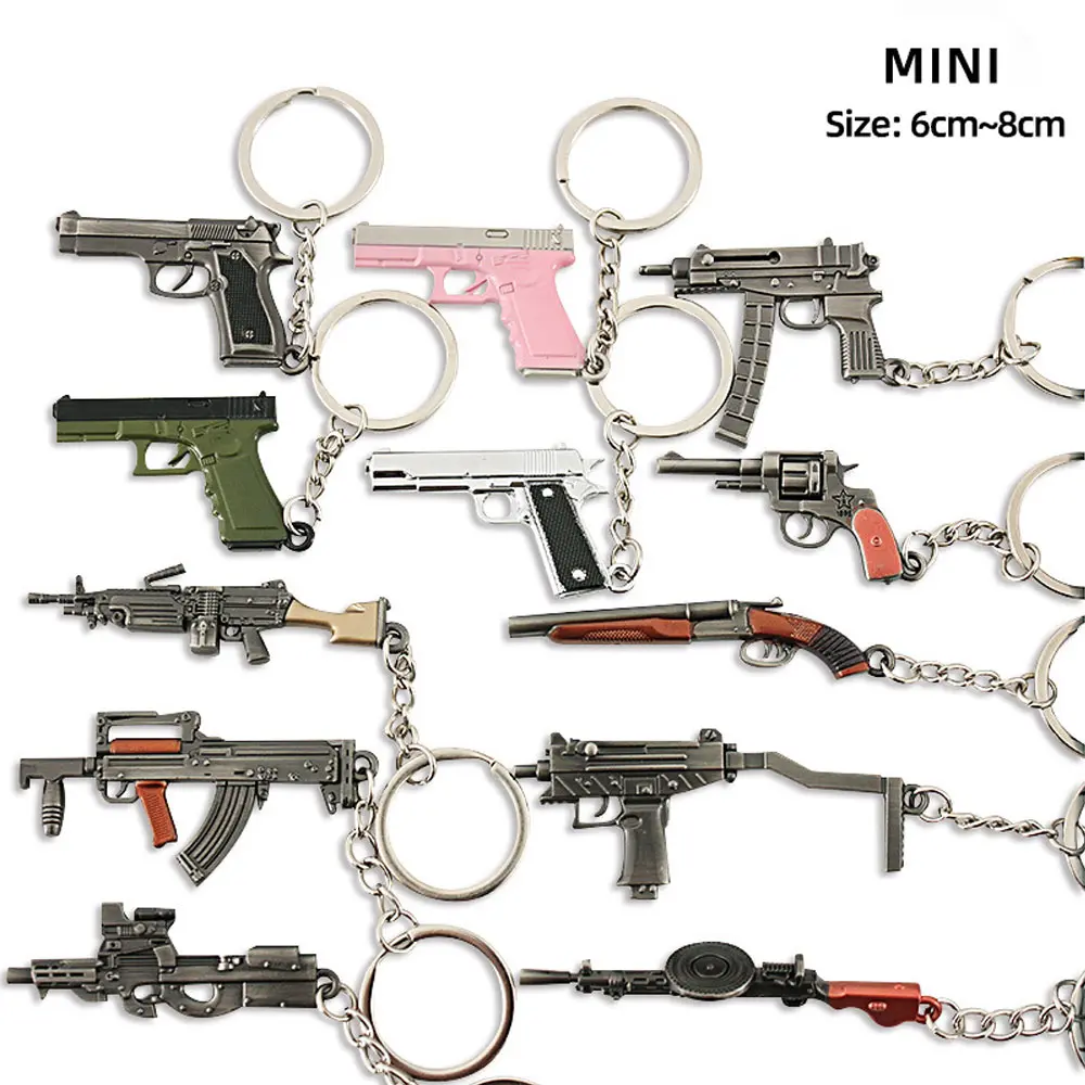 Mini CS Game Pendant P90 S686 DP-28 UZI  M249 Alloy Keychain Metal Gun Model Toy Accessories Christmas Gift Kids Gifts ZG370