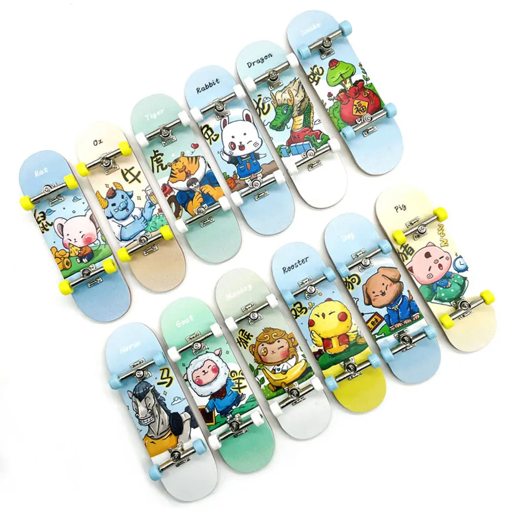Mini Fingertip Puzzle Toys 12 Zodiac Cartoon Patterns Funny Wooden Finger SkateBoard Novelty Christmas Gifts Kid Toys ZG336