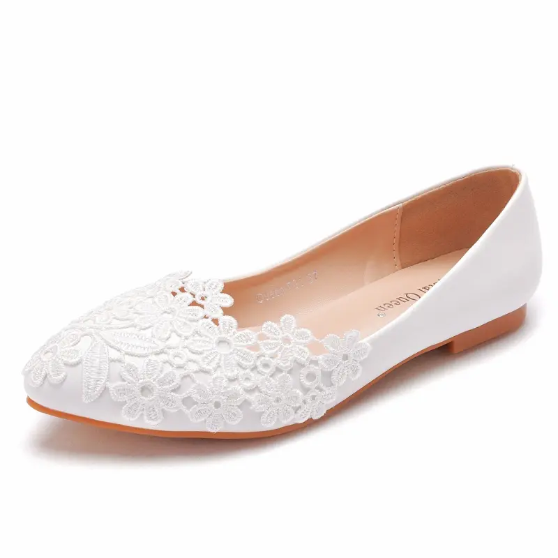 XIHAHA Large Size Flat Lace Wedding Shoes Pointed Toe Casual Flat Fashion White Lace Bridesmaid Shoe Lightweight White Shoes