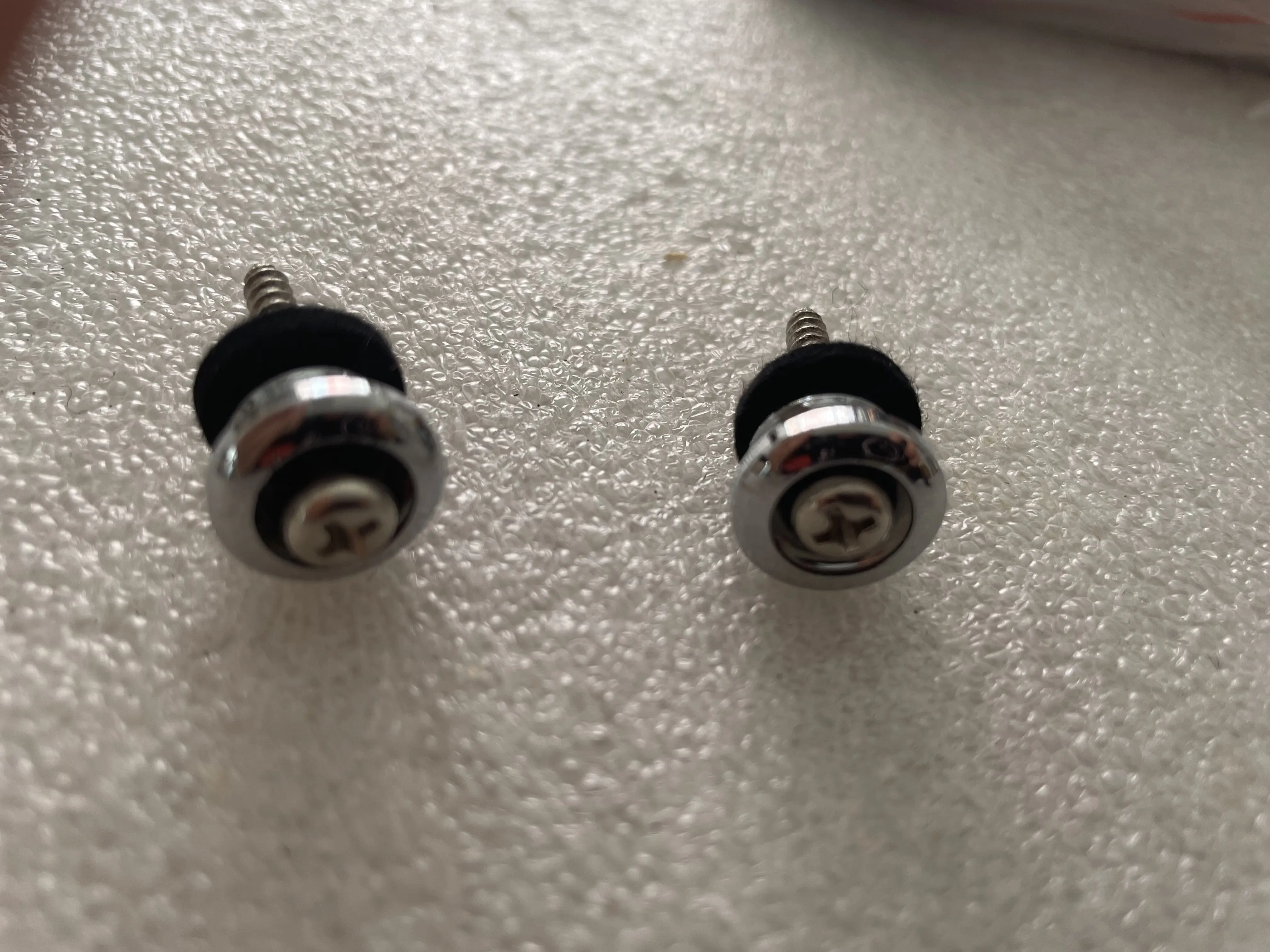 Guitar Strap Lock Locking Pegs Pin, Silver Copper End, Button for Acoustic, Classical, Electric Bass, Ukulele Parts, 2Set