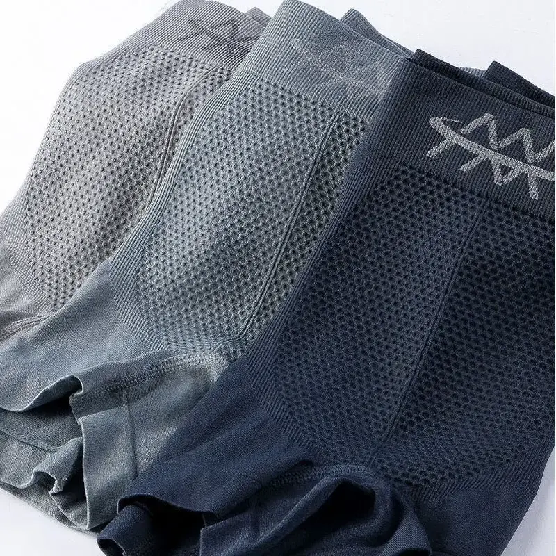 Men's Panties Seamless Breathable Mid Waist Traceless High Elastic Male Underpants Nylon Underwear Comfortable Boxers