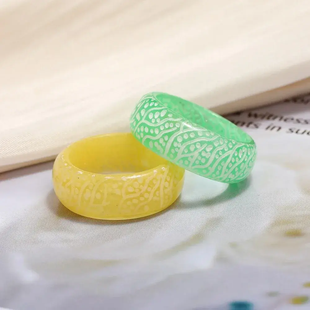 Night Light Luminous Resin Ring Fluorescent Design Finger Ring Size 7-11 Unisex Fashion Party Jewelry Glowing In The Dark