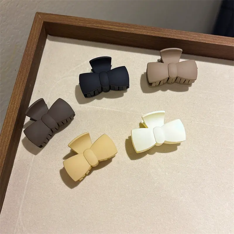 Matte Cloud Hair Claws Clips Small Women Girls Jelly Acrylic Hair Clamps Plastic Irregular Barrettes Hair Accessories New