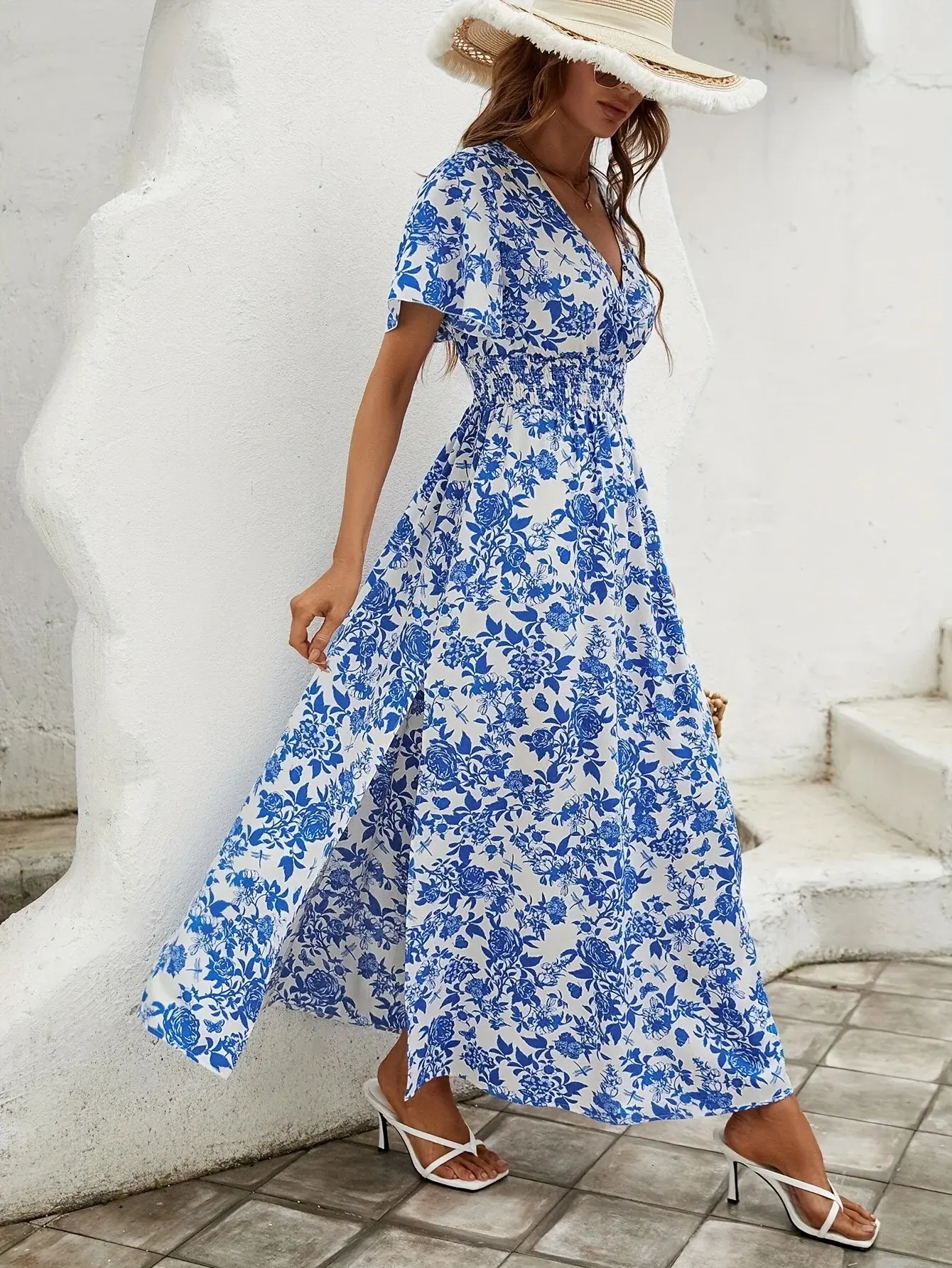 2024 Spring/Summer New Women's Blue Comfortable and Casual Beach Skirt Bohemian Print Fashion Sexy V-neck Short Sleeve Dress