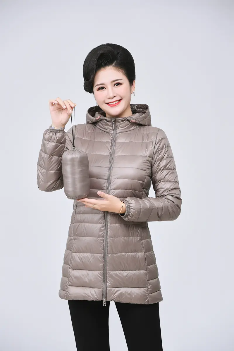 12 Colors Women Spring Winter Jacket 2023 New Arrival Ultralight  Packable Female Hooded Water and Wind-Resistant Long Down Coat