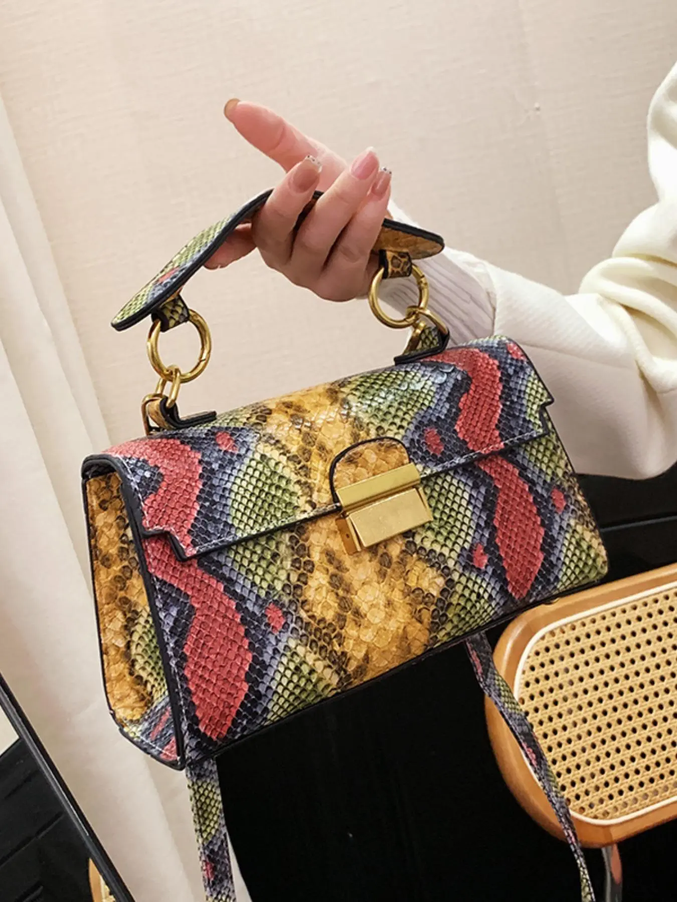 fashionable high-end texture light luxury snake print niche design versatile handhold bag shoulder bag crossbody bag armpit loc