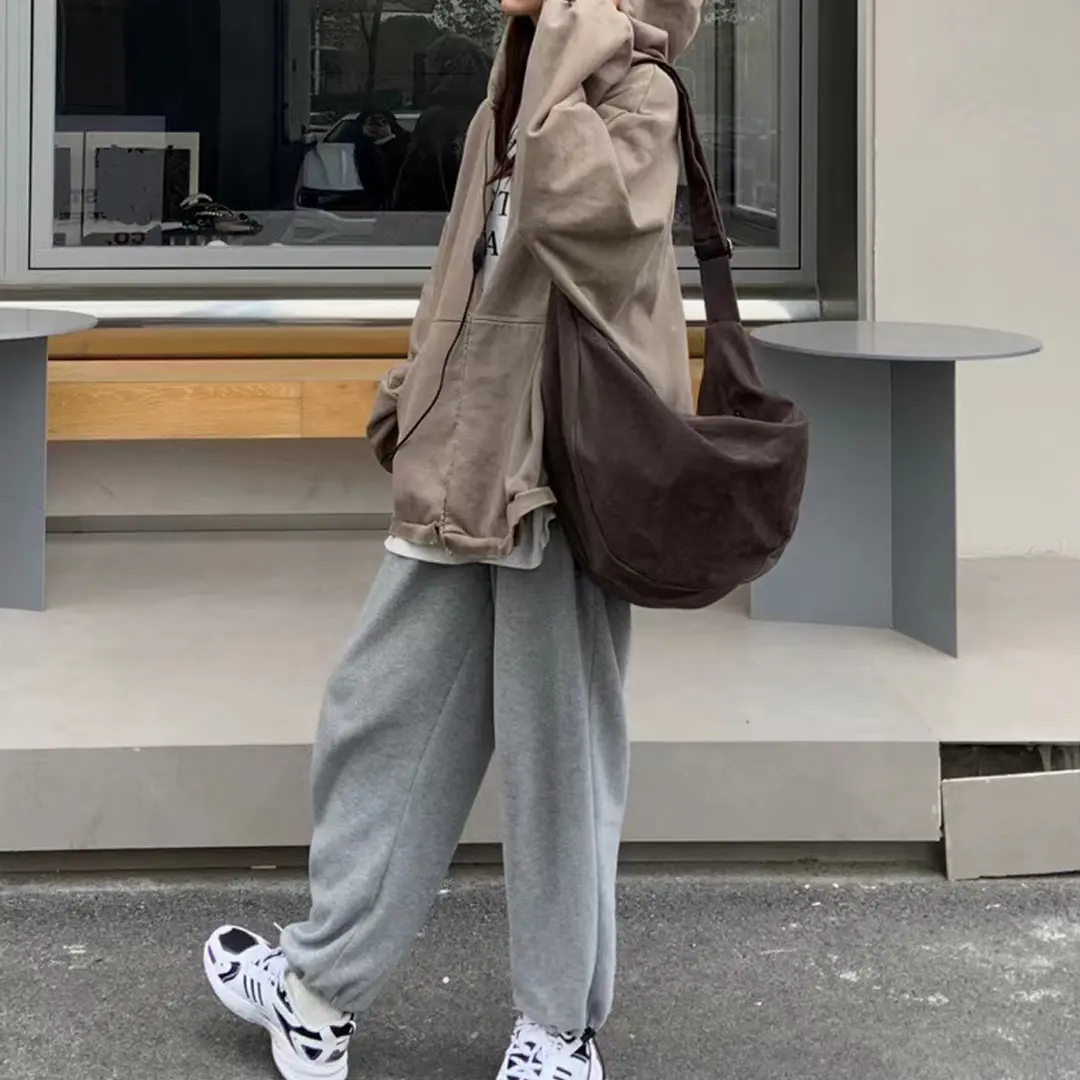 Vintage 2025 new canvas dumpling bag for women large slung single shoulder bag wide shoulder band for couples dormitory lazy bag