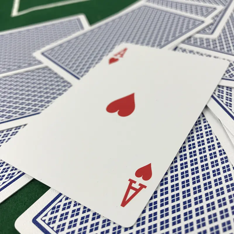 Baccarat Texas Hold'em Plastic Playing Cards Waterproof Frosting Poker Red and Blue Bridge Game 2.28*3.46 inch Yernea