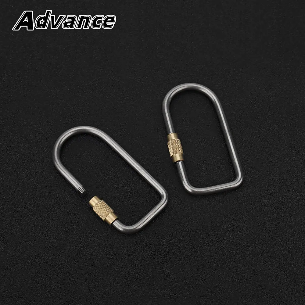 Brass/Titanium Alloy Buckle Keychain Hanging Buckles Portable Lightweight Outdoor Camping Tool