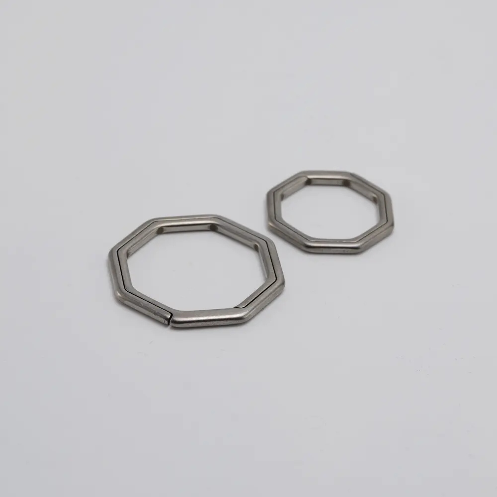 Key Ring Titanium Alloy Buckle Outdoor Tool Keyring EDC Keychain Accessories