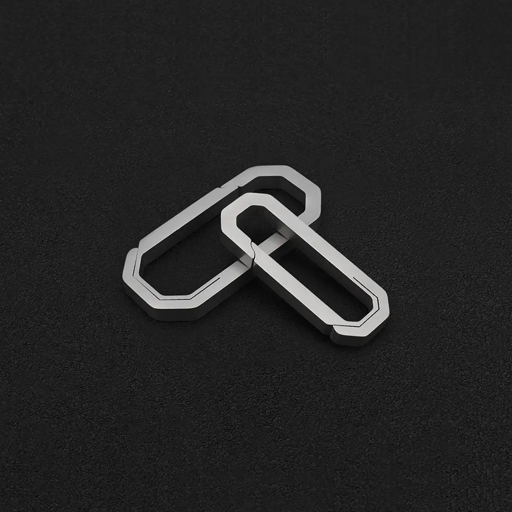 S/L Titanium Alloy Buckle EDC Outdoor Tool Keychain Accessories