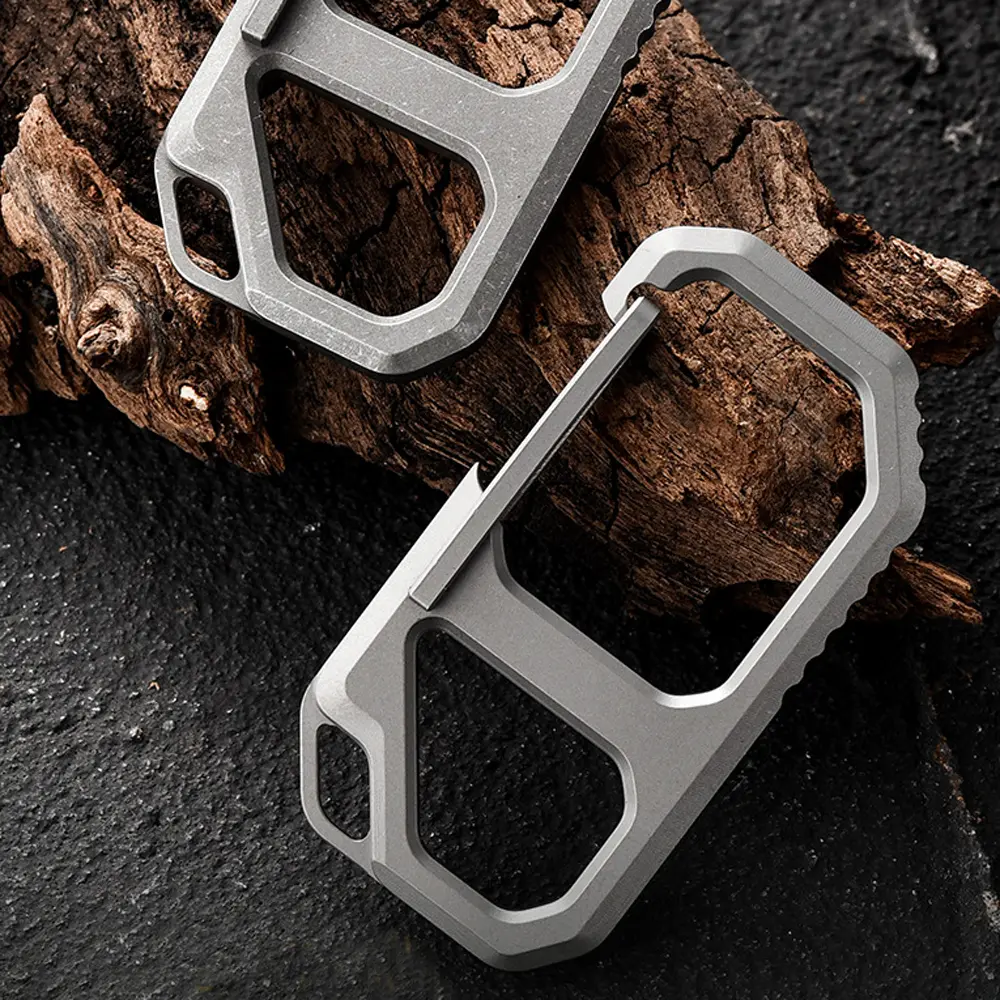 Titanium Alloy Simple Keychain Multi Functional Buckle EDC Outdoor Tool Keyring