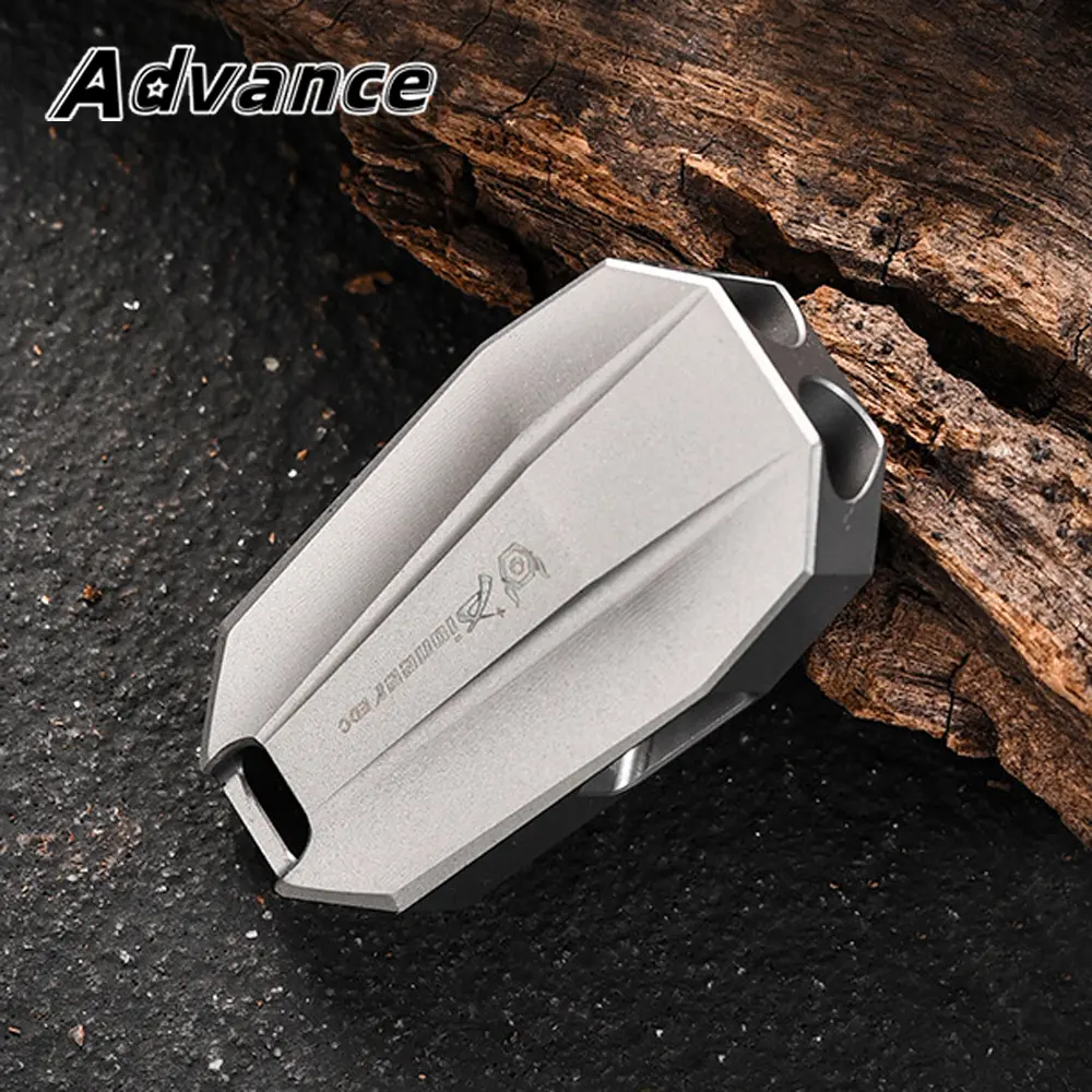 Whistle Titanium Alloy Whistle Keychain Pendant Portable EDC Camping Portable Outdoor Tool