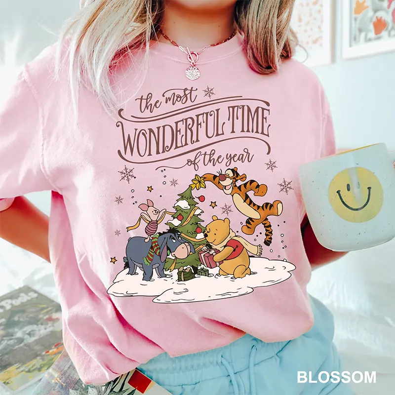 Winnie the Pooh  Christmas Shirt Disney Christmas Short Sleeved T-Shirt Women Fashionable Round Neck Casual Sports Versatile Top