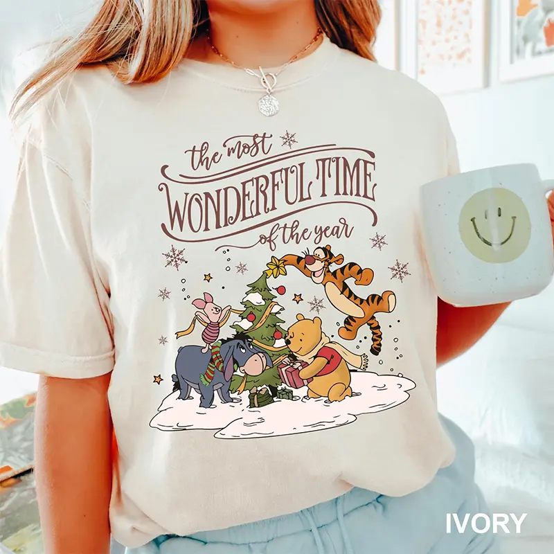 Winnie the Pooh  Christmas Shirt Disney Christmas Short Sleeved T-Shirt Women Fashionable Round Neck Casual Sports Versatile Top