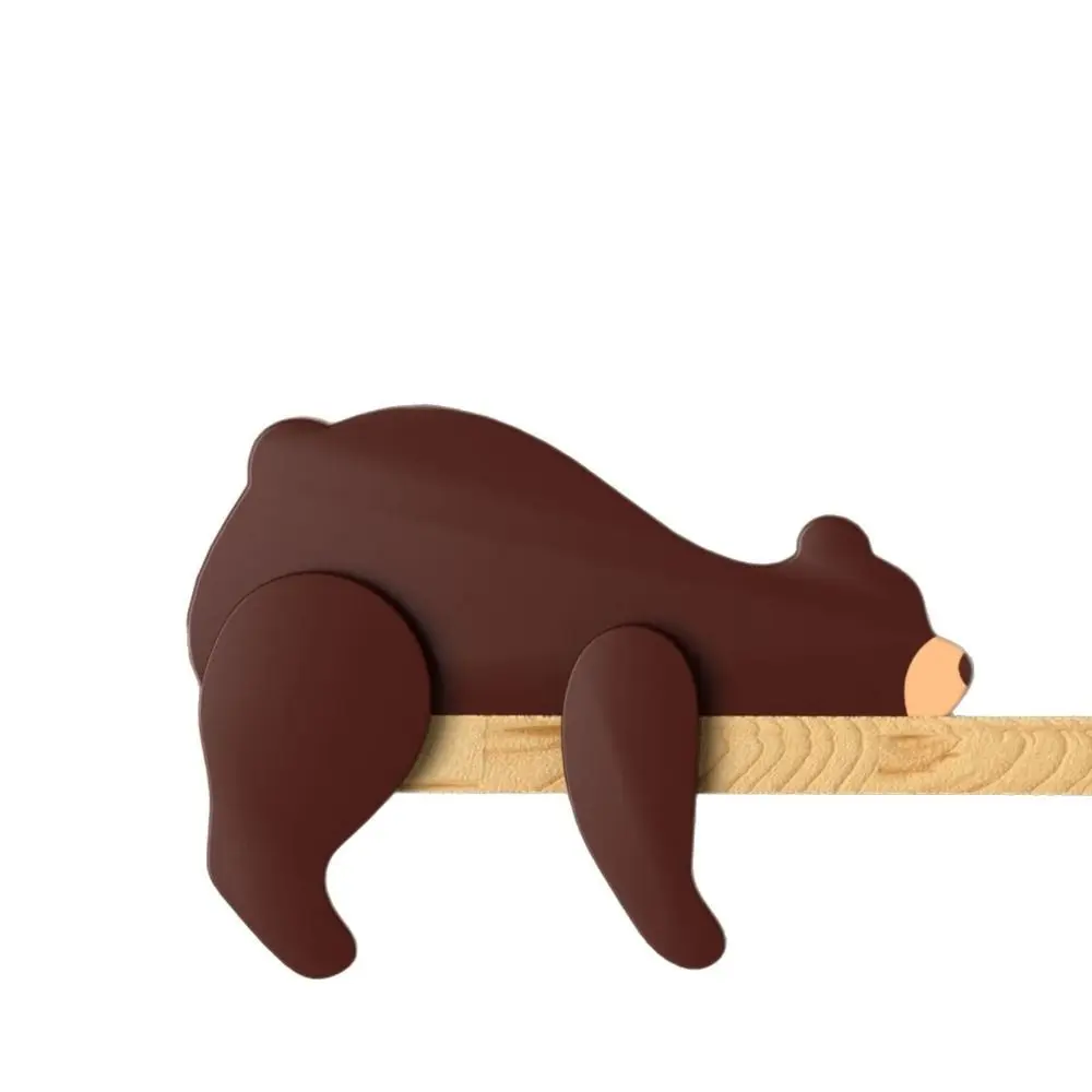 Premium Mobility Wooden Animal Ornament Stable Portable Woodland Bear Figurine Cute Durable Bear Door Frame Decoration Bedroom