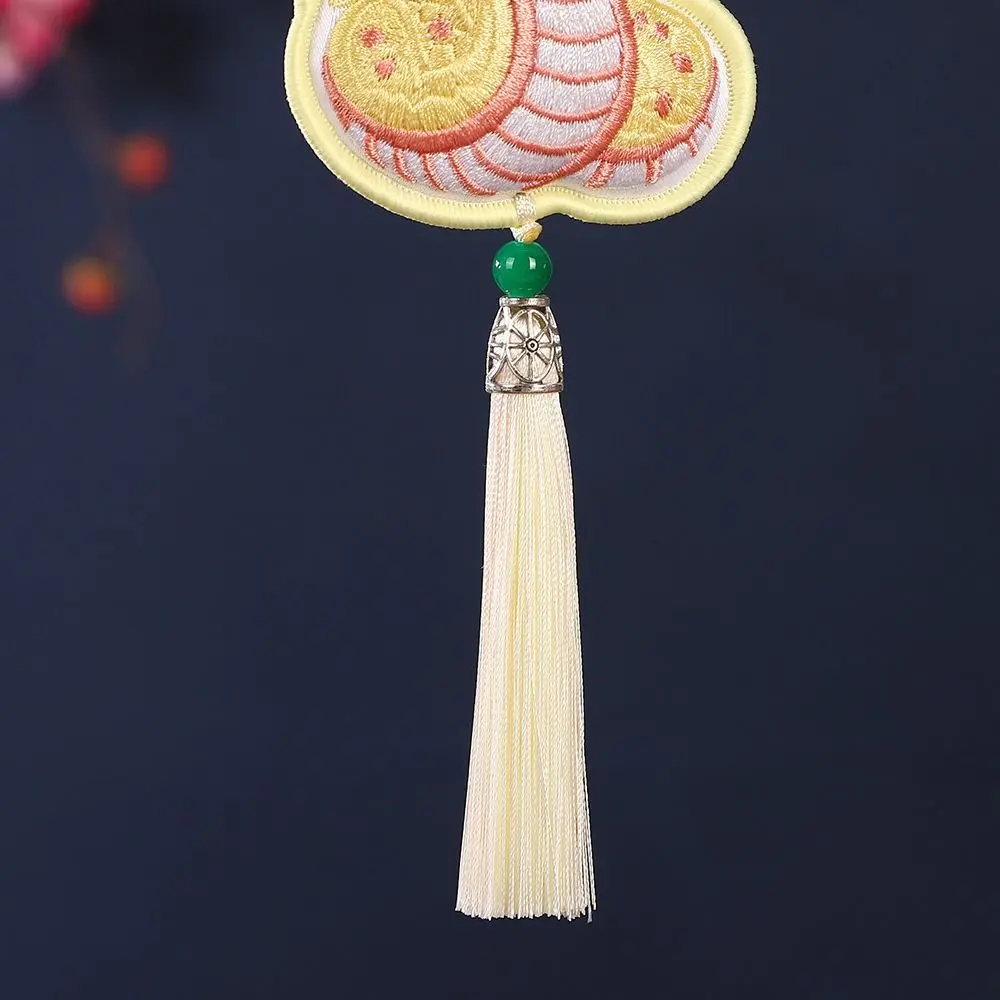 Chinese Style Snake Wind Chimes Embroidery Traditional Snake Fragrant Bag Handmade with Tassels Snake Car Pendant New Year Gift
