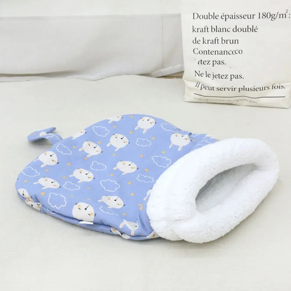 Cat Bed Cartoon Cat Sleeping Bag Thickened Semi-closed Cat Nest Kennel Comfortable Lamb Fleece Tunnel Cat Nest Winter