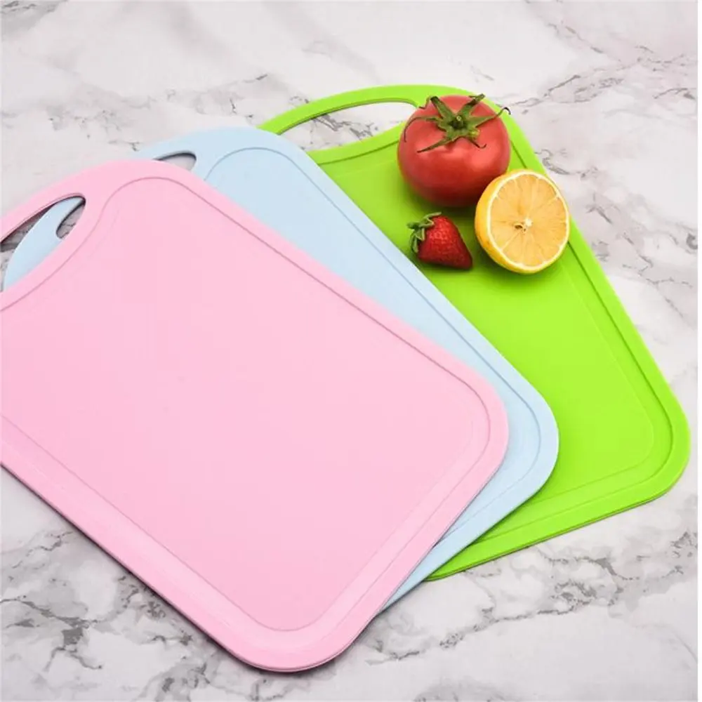 Rectangle Nonslip Plastic Cutting Board with Groove Hangable Chopping Board Easy To Clean Frosted Texture Chopping Block