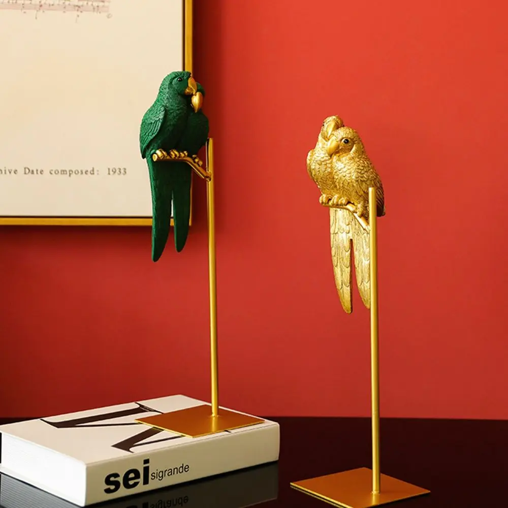Couple Macaw  Bird Sculpture Resin Tabletop Ornaments Desktop Decoration Miniature Figurines Parrot Statue Simulated Animal