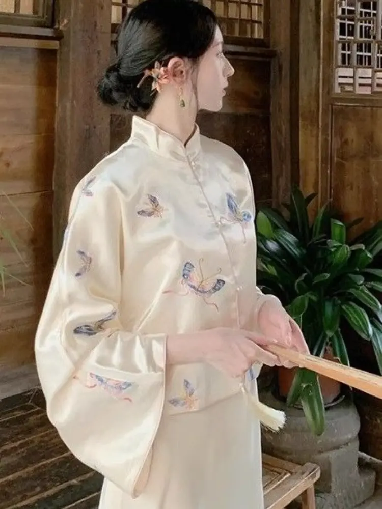 Chinese Style Embroidered Butterfly Blouse Women's Fashion Tang Collar Loose Shirt Boho Chic Casual Top Long Sleeve Outerwear