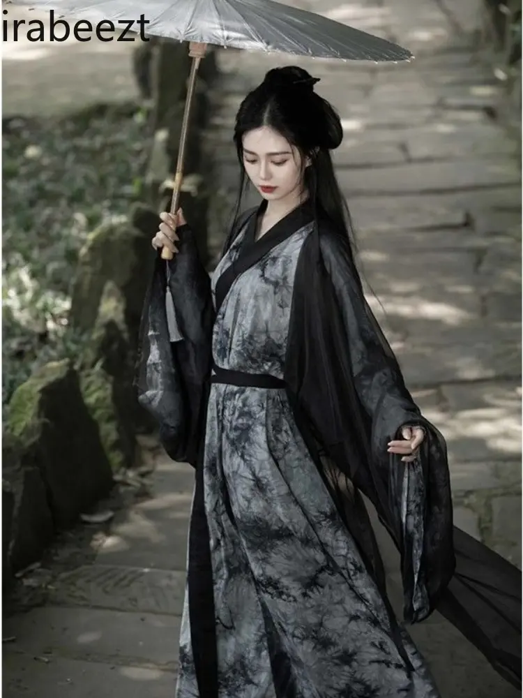 Black Hanfu Martial Arts Women's Outfit - Ethereal Chilly Elegance with Flowing Silky Fabric Vintage Chinese Attire for Spring