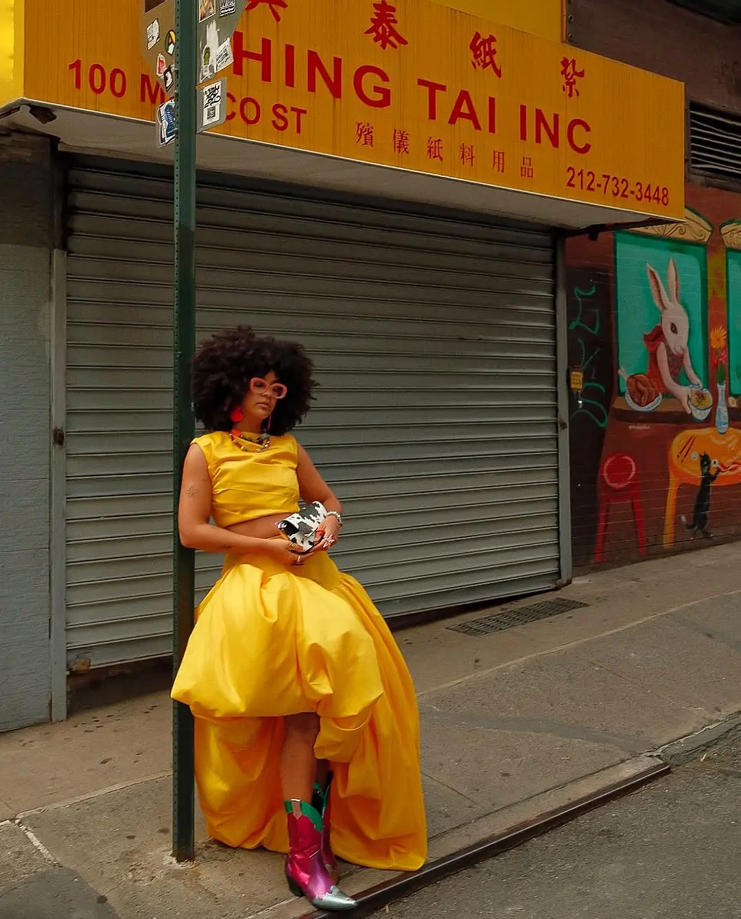 Aso Ebi Women's High Waist Pleated Satin Skirt with Pockets Fashionable Yellow Midi Skirt for Party and Evening Wear Comfortable