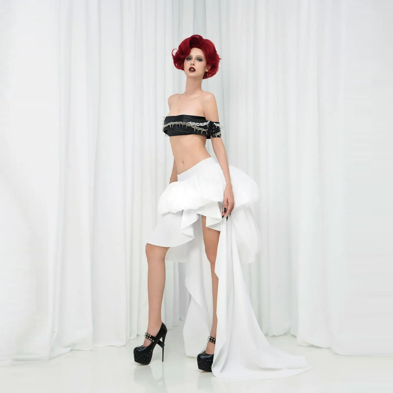 High Low Ruffle Skirt in White Made of  Chiffon with Elegant Design for Casual and Formal Occasions Perfect for Summer Beach