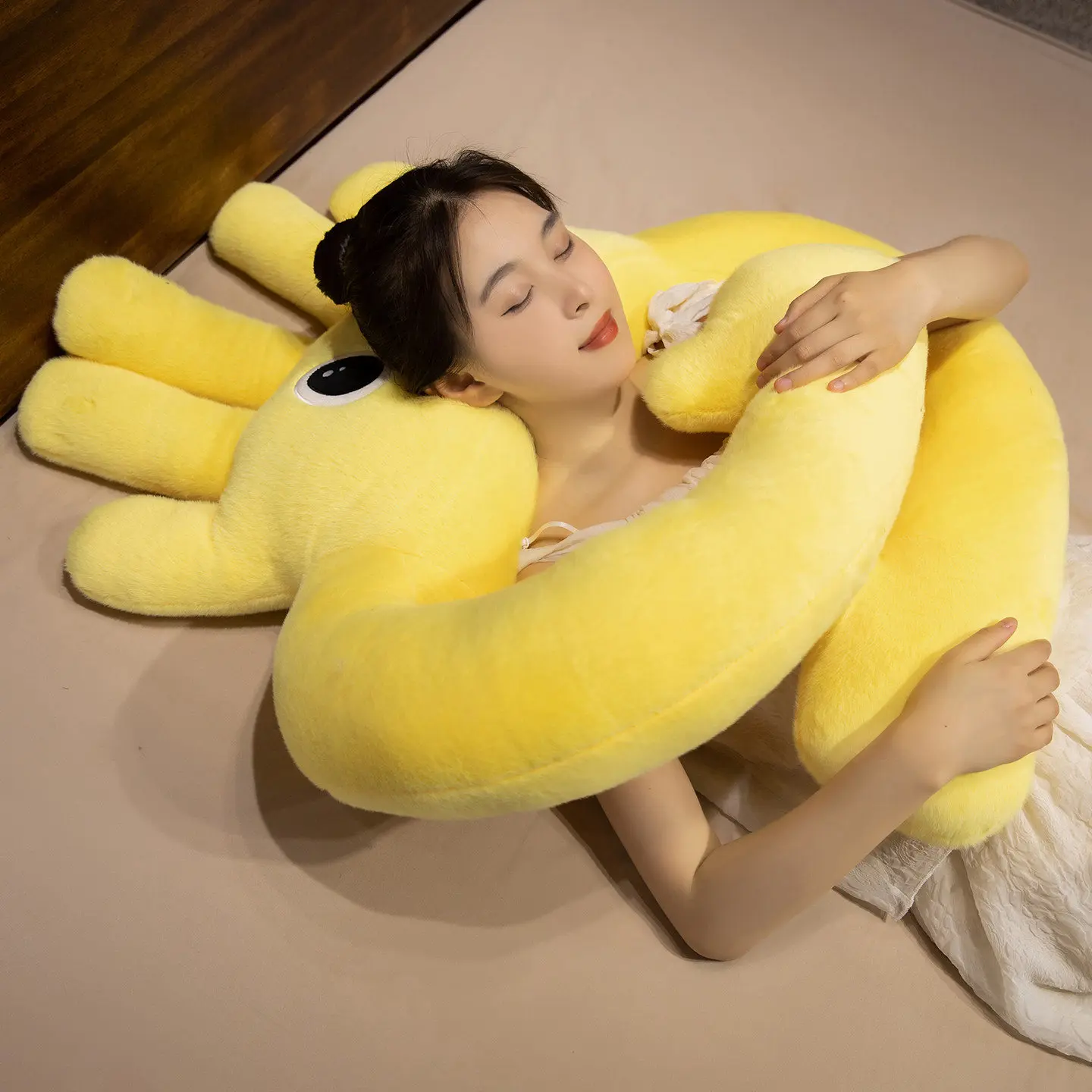 Soft Funny Face Stress Relief Pillow Cute Five Fingers Mountain Expression Plush Toy Hug Decor Gift Machine Washable