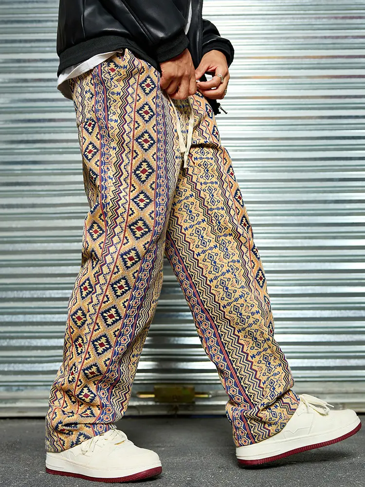 Spring And Autumn New Men's Fashion Pants Loose Leisure Vacation Drawstring Floor Pants Camouflage Printed Men's Wear