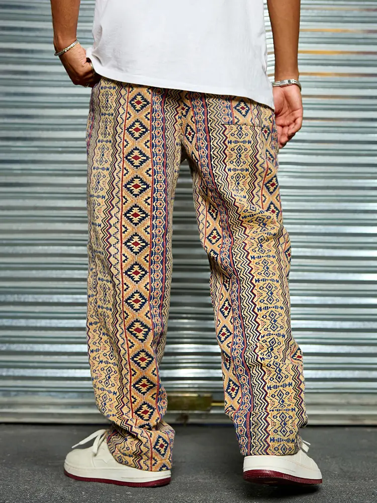 Spring And Autumn New Men's Fashion Pants Loose Leisure Vacation Drawstring Floor Pants Camouflage Printed Men's Wear