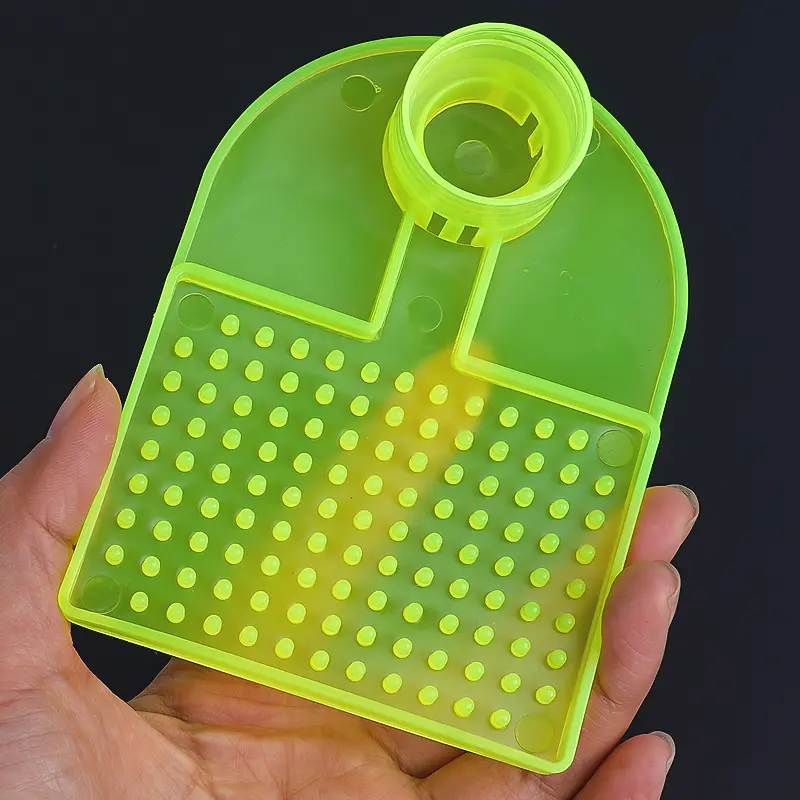 New Design Bees Water Feeder Entrance In Beehive Feeding Internal Mineral Bottle Adaptor Anti Drowning Beekeeping Supplies 1Pcs