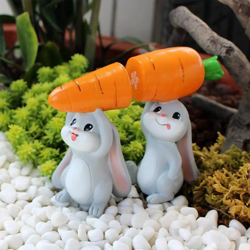 2pcs Bunny Holding Carrot Figurines Bunny Animal Figurines Easter Cute Rabbits Carrot Resin Sculpture Easter Decorative Statues