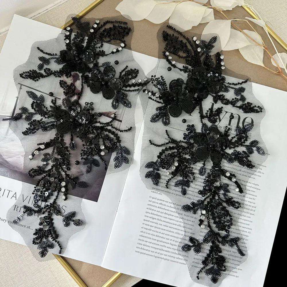 1 Pair Of Black and White Trendy Embroidery Three-Dimensional Decals Bead Embroidery Sequins DIY Sewing Patches