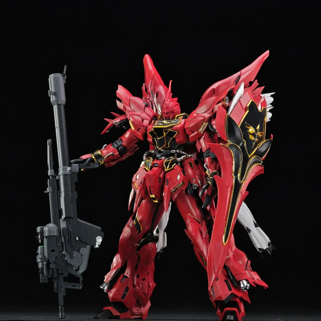 In Stock Comet Model 1/100 MG The Red Comet MSN-06S Sinanju GK Sytle Assembly Model Kit Plastic Model Kits Action Figure Toy