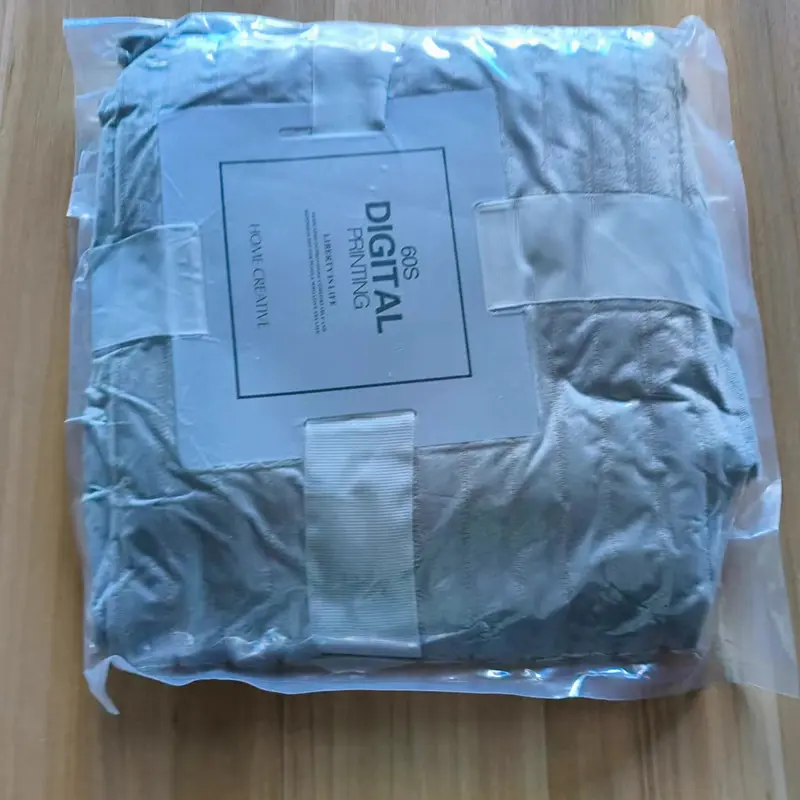 70x100cm Single Person Small Blanket Solid Color Coral Velvet Air-Conditioned Plush Comfortable and Warm Solid Color Blanket