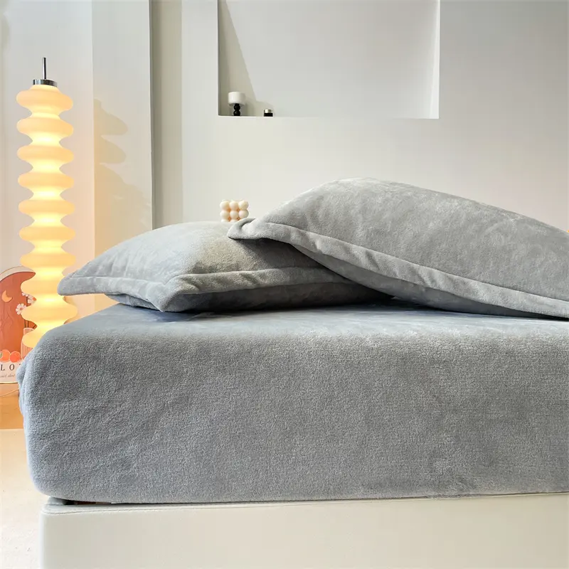Sumptuous Softness: Solid Color Extra-Thick Flannel Fitted Sheet - Super Soft, Heavyweight, Embrace Cozy Comfort