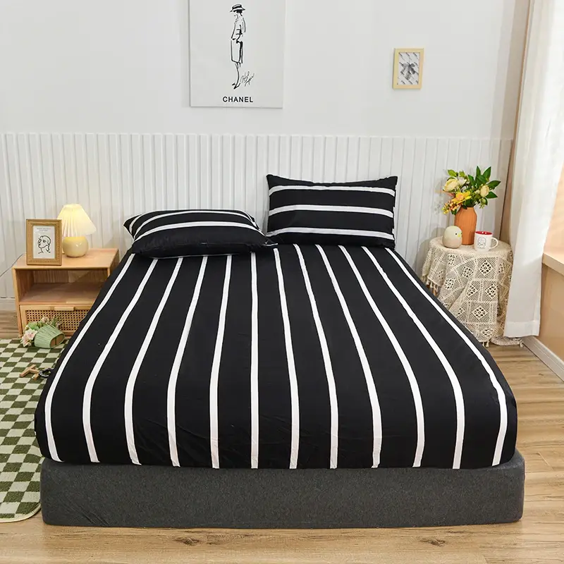 Modern Minimalist Style Ultra Soft Brushed Polyester Bed Fitted Sheet - Sleek Design, Hypoallergenic, Wrinkle-Free