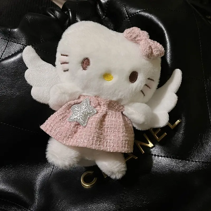 Sanrio keychain Kawaii Accessories Cute Anime Plush Toys For Girl Juguetes Para Niña Escolar Sanrio Outdoor Fun Keychain Pendant