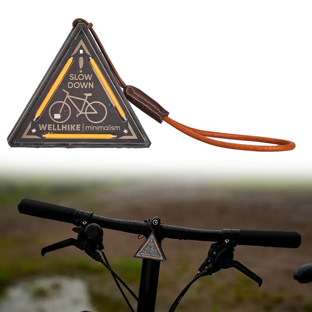 LED Night Riding Warning Light Type-C Charging Portable Walking Safety Light Waterproof Camping Backpack Light for Night Cycling