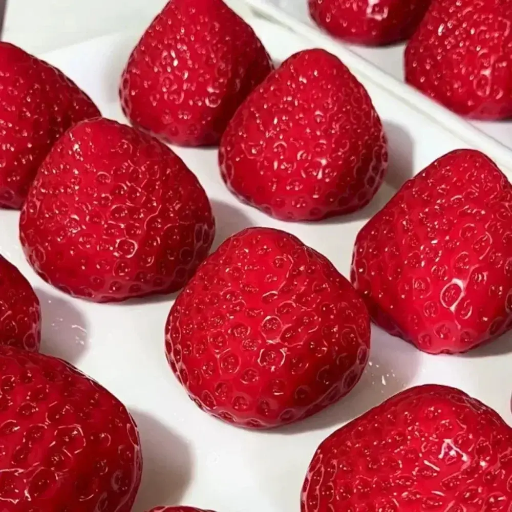 Toy Strawberry Taba Squishy Fidget Toy - Slow Rebound Stress Relief Toy for Children Best and Party Favors Squeeze Beauty Gift