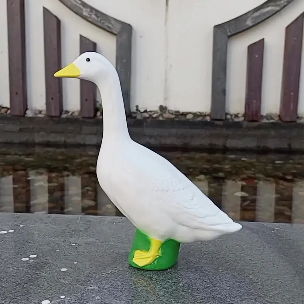 18cm Large White Goose Ornament Resin Simulation Goose Yard Decoration Cute White Goose Sculpture for Backyard Balcony Decor