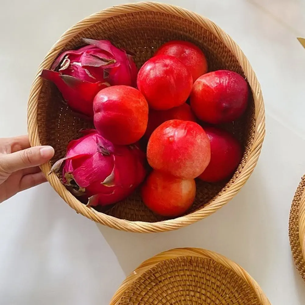 Round Woven Fruit Basket Natural Simplicity Handmade Rattan Storage Basket Wear-resistant Eco-friendly for Cake Snack Drink