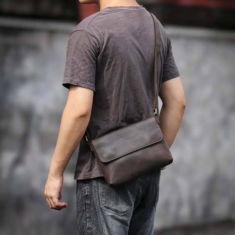 Crossbody Bags For Men Simple Vintage And Popular First Layer Cowhide Hardware Magnetic Buckle Men's Wrapped Flap Shoulder Bag