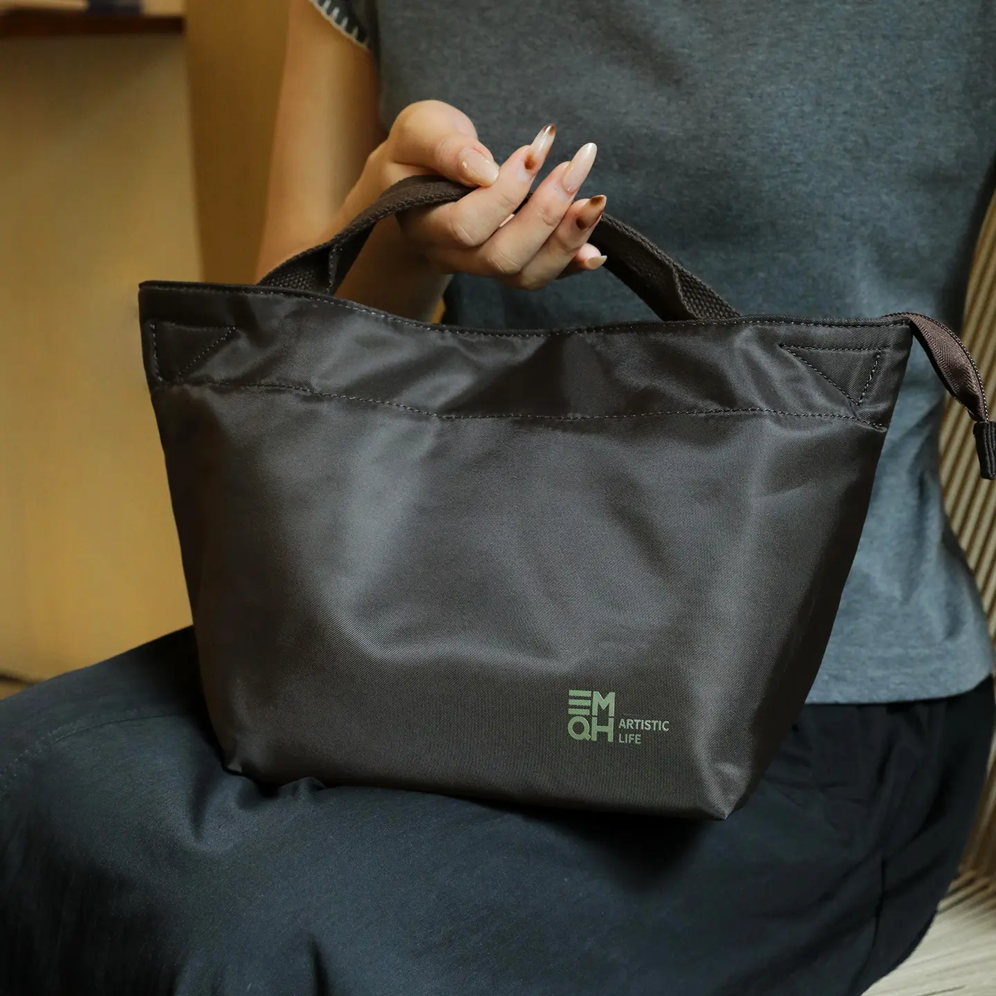 Waterproof Insulated Lunch Box Bags Women's Kids Thermal Bento Cooler Tote Bags for Outdoor Picnic Foods Storage Container