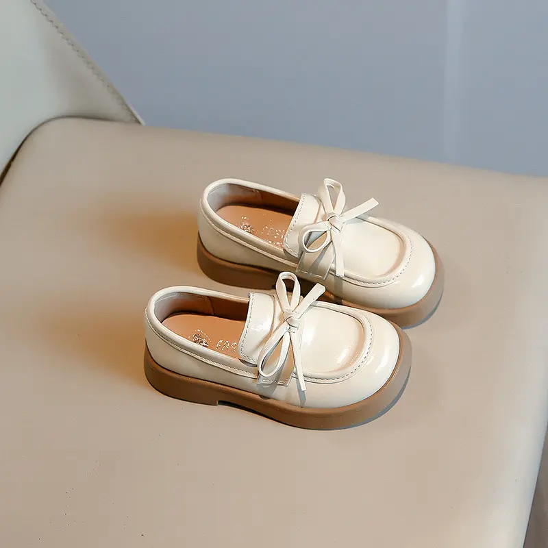 Spring Autumn Children Black Loafers Fashion Breathable Girls Princess Leather Shoes Causal Thick Soled Kids School Single Shoes