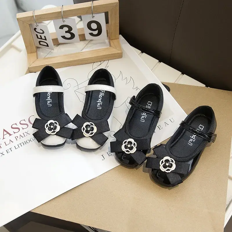 2024 Children Leather Shoes for Girls Autumn New Fashion Princess Style Soft Bottom Chic Bowtie for Wedding Party Versatile Shoe